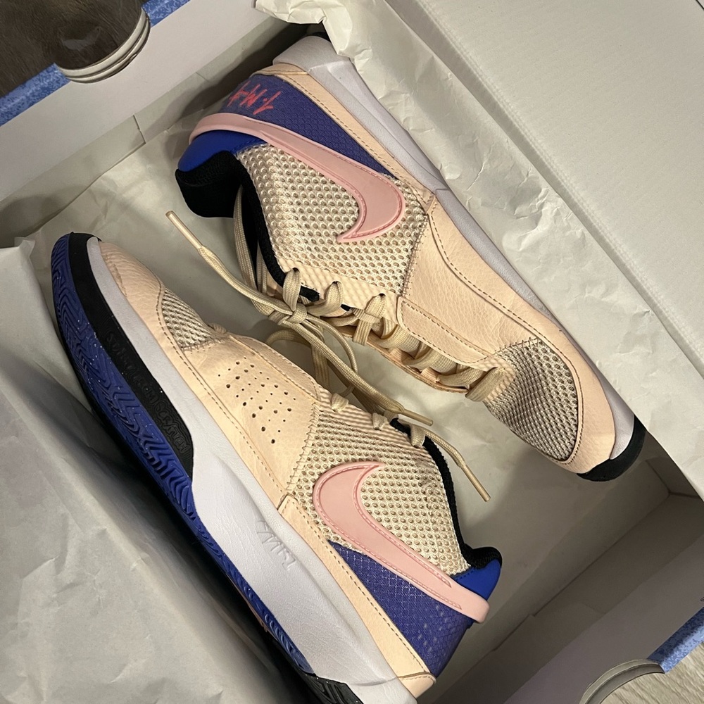 Nike Ja 1 Basketball Shoe Womens 7.5 // Mens 6